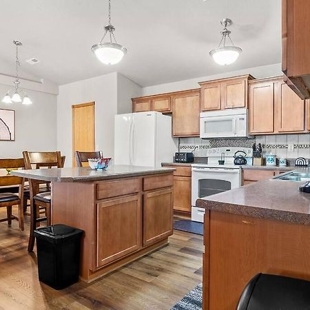 Convenient Townhouse - Near Airport Villa Rapid City Exterior foto