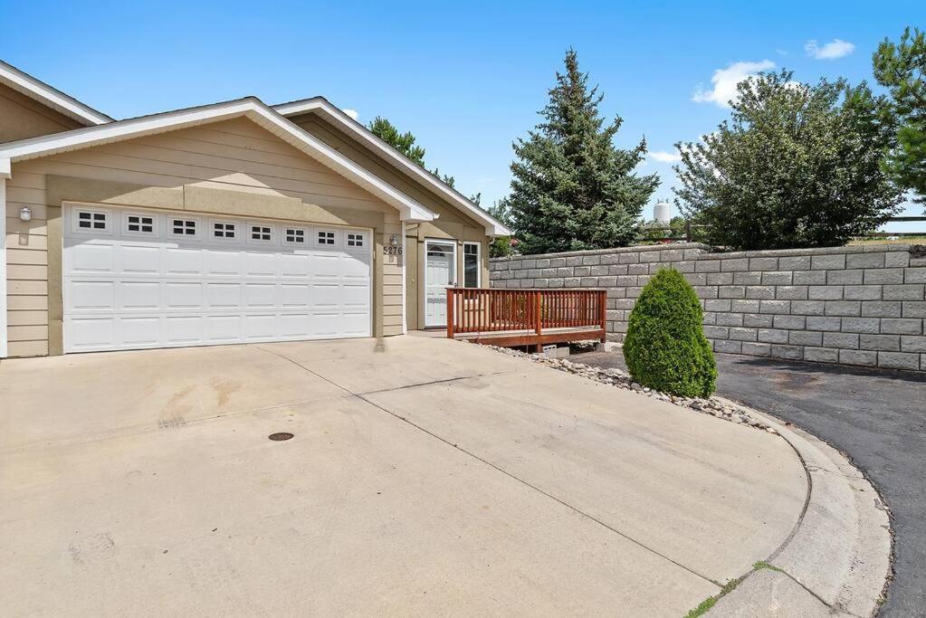 Convenient Townhouse - Near Airport Villa Rapid City Exterior foto
